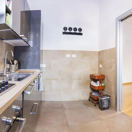 Apartman 4bbros 33 *